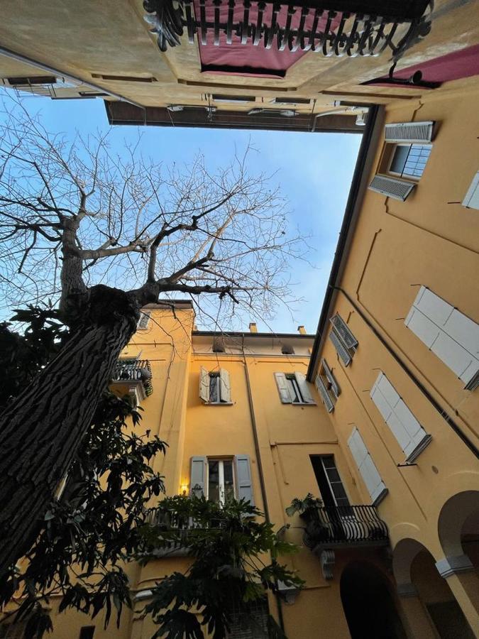 Portici Design Suite - Historical Center Bolonya Dış mekan fotoğraf