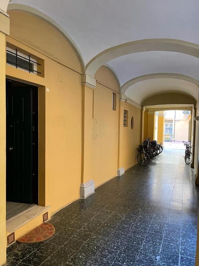 Portici Design Suite - Historical Center Bolonya Dış mekan fotoğraf